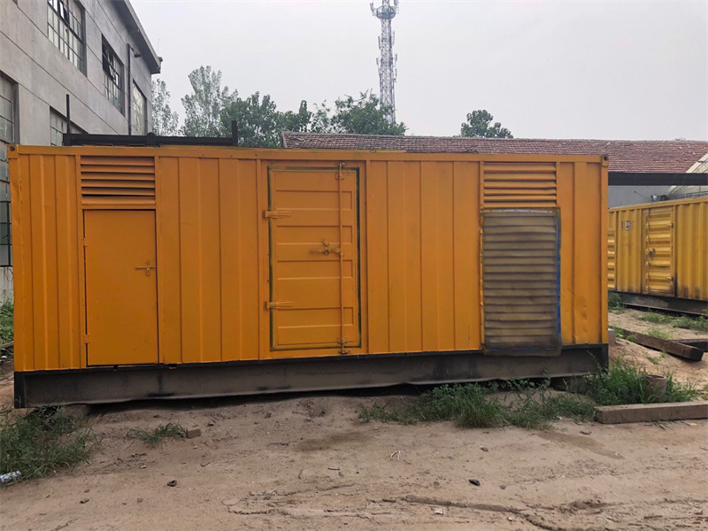 古浪发电机出租进行负载测试时，电瓶电量不足的具体判断标准是什么？